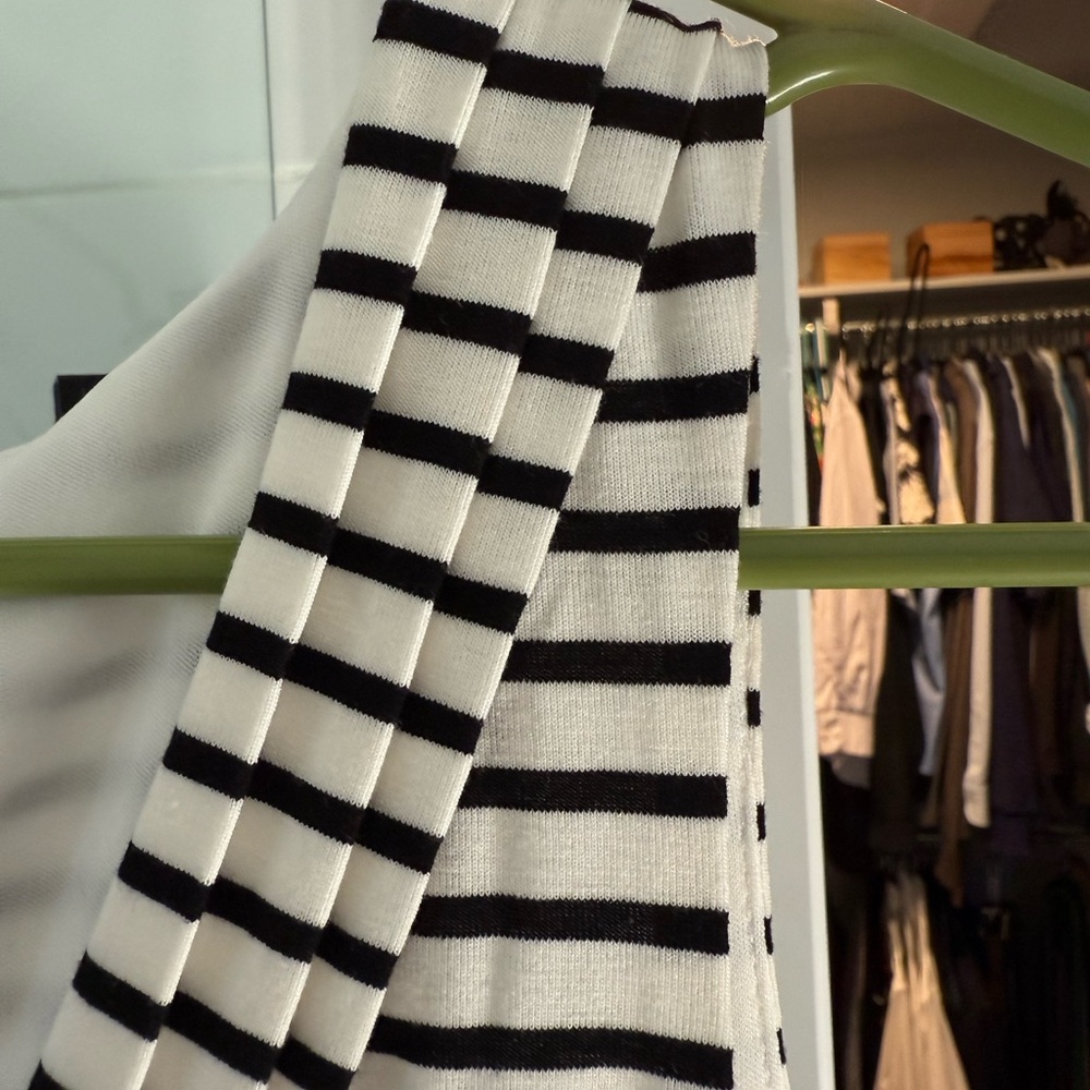Black and White Striped Sleeveless Dress - Picture 4 of 7